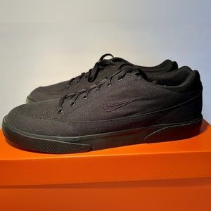 Nike Canvas Skate Shoes Sneakers Classic Triple Black Men's Size 12 GTS NWOT